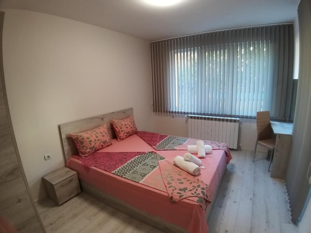 Апартамент Трапезица Скай Veliko Tŭrnovo Exterior foto